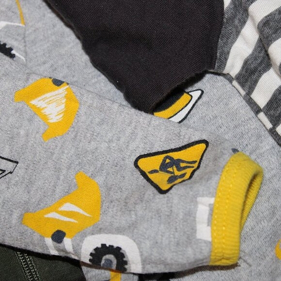 Baby Boy Sleep & Play Bundle - 3-6 Months - 5 Piece Lot - Footed Pajamas - Picture 5 of 14